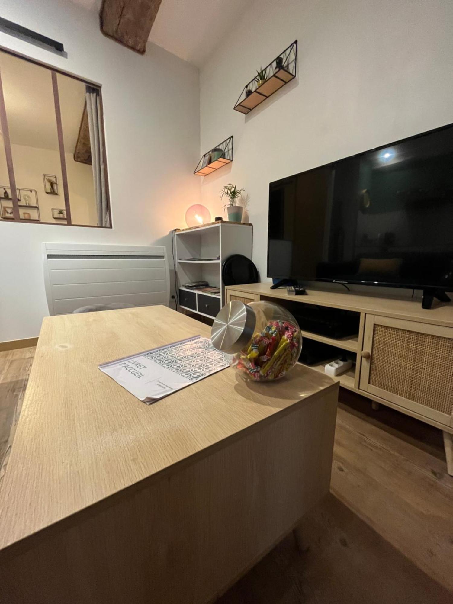 La Cour Chartraine - Cosy Appartement Avec Cour Exterieur A Blois Exterior photo